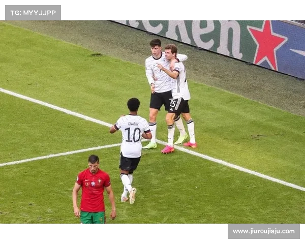 哈弗茨点球判罚深度解析：规则与裁判判定的多重因素分析